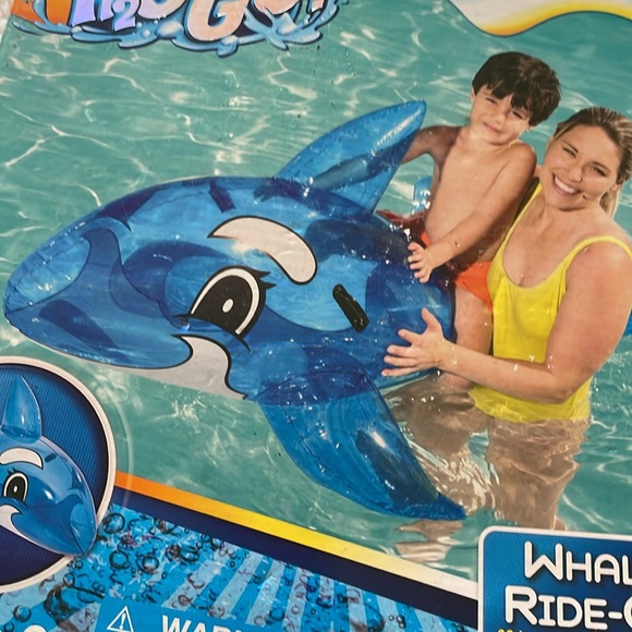 H2O GO whale Ride-On - Picture 2 of 4